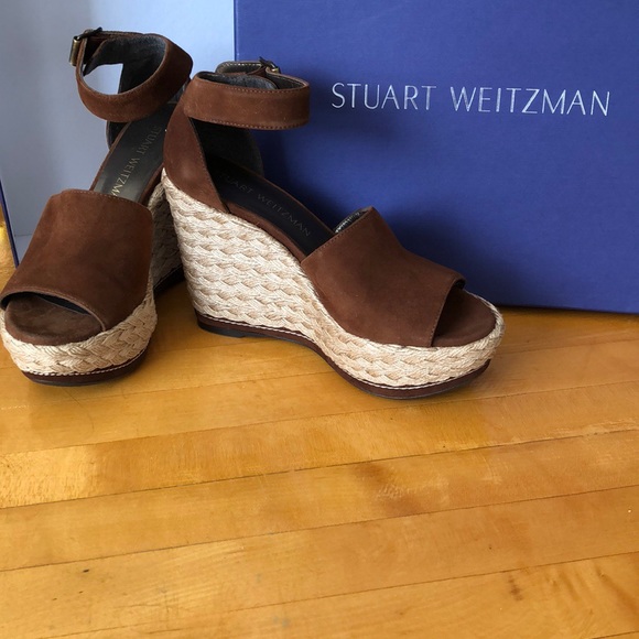 Stuart Weitzman Shoes - Stuart Weitzman Soho Suede Espadrilles in Walnut